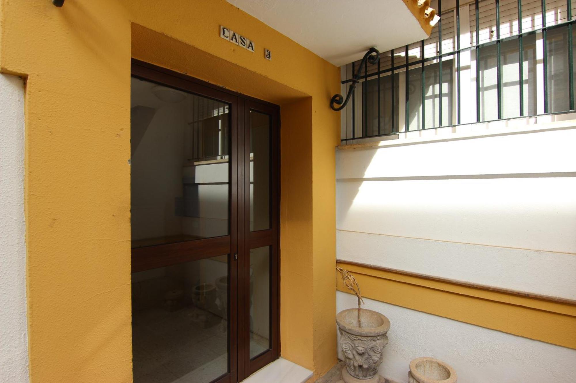 Rentalsevilla Espacioso Apartamento En La Alameda De Hercules Con Parking Zewnętrze zdjęcie